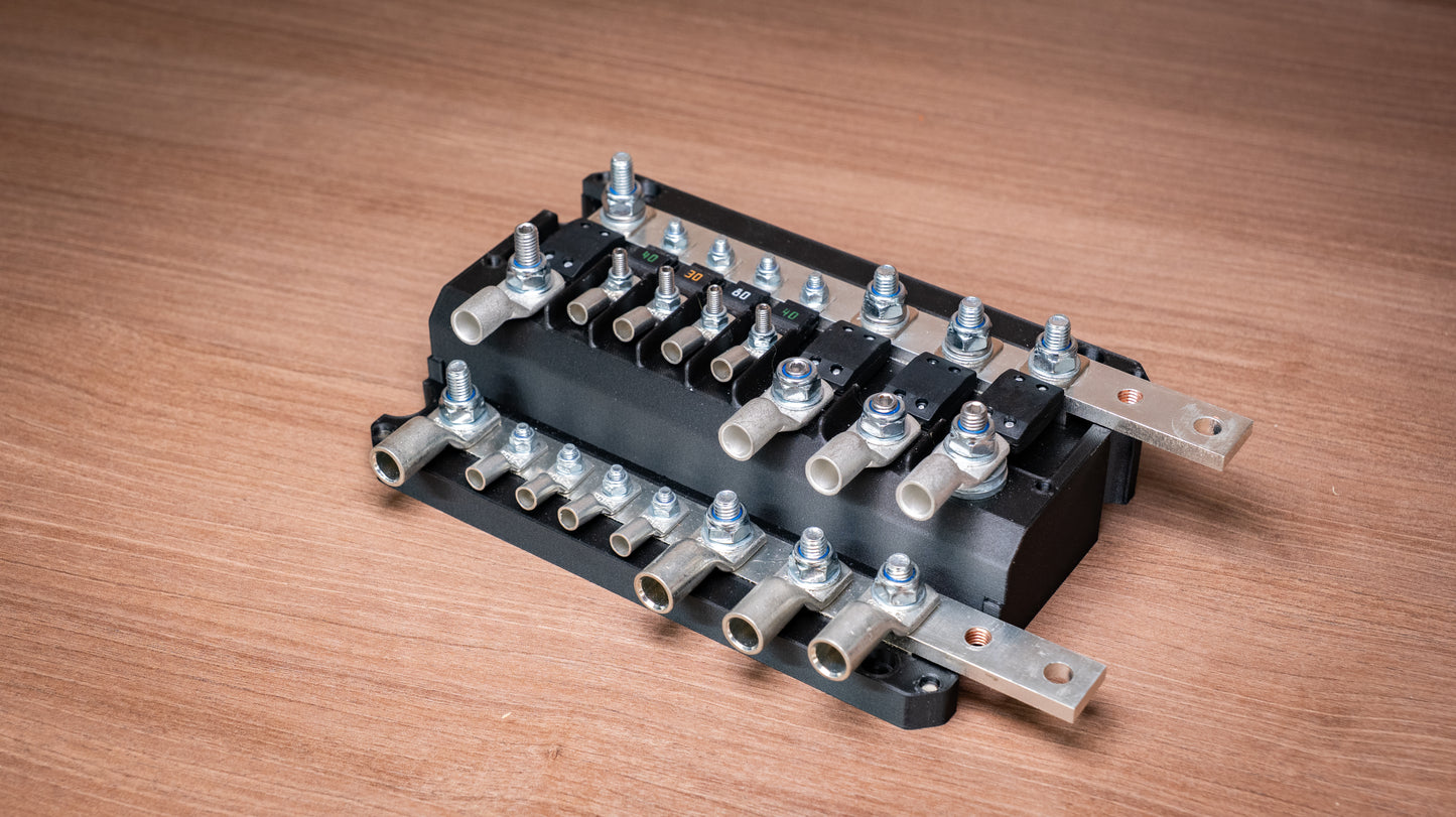 Falcon 8 Way Distributor