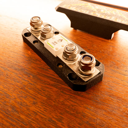 Universal mount - 12V Lithium Battery Fuse Holder